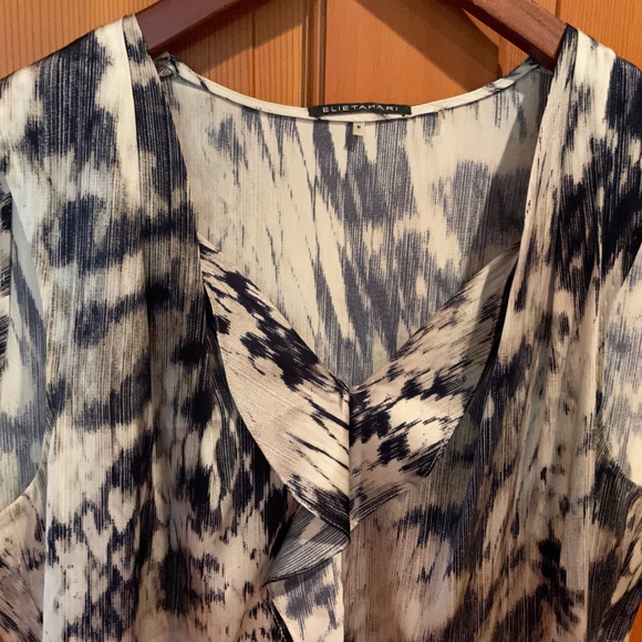 Elie Tahari - sleeveless silky blouse - Picture 2 of 7